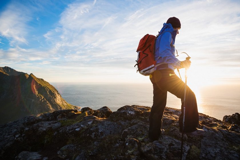 کاهش درد زانو در حین کوهنوردی