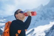 نوشیدنی هویج و کرفس بعد از کوهنوردی برای آرامش عضلات
